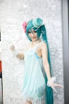 a-mi aqua_hair cosplay dress gloves hatsune_miku thighhighs top_hat twintails vocaloid rating:Safe score:0 user:pixymisa