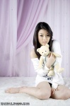 hwang_mi_hee stuffed_animal sweatshirt teddy_bear rating:Safe score:1 user:nil!