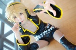 blonde_hair bodysuit choker cosplay crossplay detached_sleeves headset kagamine_len leggings shorts tatsuki_(ii) vocaloid rating:Safe score:2 user:nil!