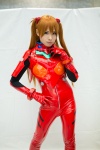 blue_eyes bodysuit cosplay gloves hair_pods neon_genesis_evangelion rebuild_of_evangelion red_hair soryu_asuka_langley twintails uri rating:Safe score:0 user:pixymisa