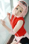 cosplay elbow_pads haruno_sakura_(naruto) headband mai miniskirt naruto pantyhose pink_hair shorts skirt vest rating:Safe score:0 user:nil!