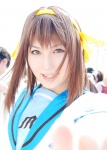 cosplay hairband hair_ribbons kamijou_yuzuru sailor_uniform school_uniform suzumiya_haruhi suzumiya_haruhi_no_yuuutsu rating:Safe score:0 user:nil!