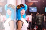 blue_hair goggles lee_chae-eun necklace rating:Safe score:0 user:mock