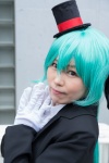 aqua_hair blouse cosplay gloves hairbow hatsune_miku jacket sakura_honoka top_hat vocaloid rating:Safe score:0 user:pixymisa