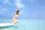 barefoot bikini boat ocean peek_a_boo sato_hiroko swimsuit wet rating:Safe score:0 user:nil!