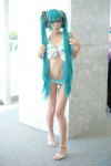 aqua_hair bikini cosplay hatsune_miku nezumihanabi swimsuit twintails vocaloid rating:Safe score:1 user:pixymisa