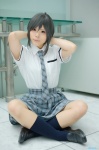 blouse cosplay idolmaster kikuchi_makoto kneesocks kusaka_akane pleated_skirt school_uniform skirt tie rating:Safe score:1 user:pixymisa