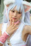 animal_ears cat_ears choker choro cosplay dress kyuubee puella_magi_madoka_magica white_hair rating:Safe score:0 user:pixymisa