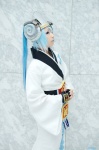 blue_hair claes_celestia_misuka_sansest cosplay final_fantasy final_fantasy_type-0 fingerless_gloves gloves helmet kimono miiko twintails rating:Safe score:0 user:nil!