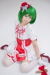 ahoge armband cosplay detached_sleeves green_hair hair_ribbons macross macross_frontier mashiro_yuki microphone miniskirt ranka_lee skirt thighhighs tubetop twintails zettai_ryouiki rating:Safe score:4 user:nil!