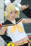 aka blonde_hair cosplay default_costume detached_sleeves hairbows hair_clips headset kagamine_rin sailor_uniform school_uniform shorts vocaloid rating:Safe score:0 user:nil!