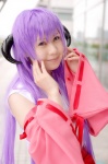 cosplay detached_sleeves hanyuu higurashi_no_naku_koro_ni horns kannazuki_megumi miko purple_hair rating:Safe score:0 user:nil!