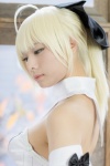bianco blonde_hair cosplay dress fate/grand_order hairbow saber saber_lily usakichi rating:Safe score:0 user:nil!