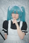 apron aqua_eyes aqua_hair cosplay hairband hatsune_miku maid maid_uniform mop popuri twintails vocaloid rating:Safe score:0 user:pixymisa