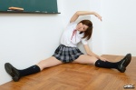 4k-star_233 blouse kneesocks nagisa_rin pleated_skirt school_uniform skirt rating:Safe score:0 user:nil!