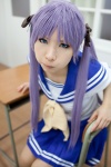 cosplay hairbows hiiragi_kagami kanda_midori lucky_star pleated_skirt purple_hair sailor_uniform school_uniform skirt twintails rating:Safe score:3 user:xkaras