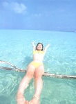 bikini cleavage ocean peek_a_boo sato_hiroko swimsuit wet rating:Safe score:0 user:nil!