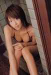 bathroom bikini_top cleavage swimsuit yasuda_misako young_champion_extra_2005 rating:Safe score:0 user:nil!