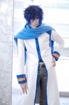 blue_hair cd coat cosplay crossplay default_costume haiji kaito microphone scarf trousers vocaloid rating:Safe score:0 user:nil!