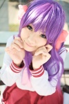 cosplay hiiragi_kagami kanozaki_shino lucky_star purple_hair sailor_uniform school_uniform socks twintails rating:Safe score:0 user:nil!