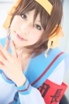 armband cosplay hairband hair_ribbons kiharu sailor_uniform school_uniform suzumiya_haruhi suzumiya_haruhi_no_yuuutsu rating:Safe score:0 user:nil!