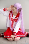 cosplay hair_ribbons hiiragi_kagami ibara kneesocks lucky_star miniskirt pleated_skirt purple_hair sailor_uniform school_uniform skirt twintails rating:Safe score:1 user:nil!