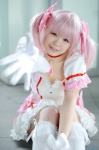 aihara_sakuto choker cosplay dress gloves hairbows kaname_madoka kneehighs pink_hair puella_magi_madoka_magica twintails rating:Safe score:0 user:nil!