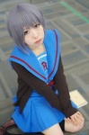 cardigan cosplay kneesocks nagato_yuki onagi_mayu pleated_skirt purple_hair sailor_uniform school_uniform skirt suzumiya_haruhi_no_yuuutsu rating:Safe score:0 user:nil!