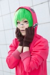 cosplay gloves green_hair gumi hoodie jacket matryoshka_(vocaloid) red_eyes shirakawa_minoru vocaloid rating:Safe score:0 user:pixymisa