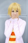 agemaki_wako blonde_hair cosplay hinata hoodie star_driver striped tshirt rating:Safe score:0 user:nil!