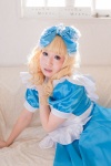 alice_liddell apron blonde_hair blue_eyes cosplay dress hairbow heart_no_kuni_no_alice kotobuki_miyako rating:Safe score:0 user:pixymisa