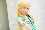 blonde_hair blouse cosplay flower green_eyes hoshii_miki idolmaster necklace striped wristband yumeo rating:Safe score:0 user:pixymisa