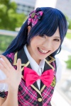 akitsu_honoka blouse blue_hair bow bowtie cosplay hairbow idolmaster kisaragi_chihaya school_uniform vest rating:Safe score:0 user:pixymisa