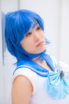 bishoujo_senshi_sailor_moon blue_hair bow choker cosplay elbow_gloves gloves mizuno_ami mizutama sailor_mercury sailor_uniform school_uniform rating:Safe score:0 user:pixymisa