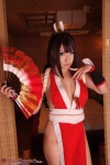 cleavage cosplay fan gauntlets hairbow kimono king_of_fighters kunoichi saku shiranui_mai rating:Safe score:0 user:nil!