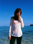 beach bikini_top hello jeans ocean see-through sugimoto_yumi swimsuit tshirt wet rating:Safe score:0 user:nil!