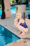 ahoge barefoot blonde_hair cosplay fate/series fate/stay_night king~earth~ mike one-piece_swimsuit ponytail saber swimsuit rating:Safe score:2 user:nil!