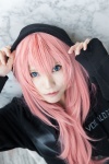 blue_eyes cosplay hoodie megurine_luka pink_hair tatsuki_(ii) vocaloid rating:Safe score:0 user:pixymisa