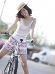 bicycle camisole miniskirt niwa_mikiho skirt straw_hat tropical_rainbow rating:Safe score:0 user:nil!