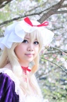 blonde_hair cosplay dress gloves hat noa touhou yakumo_yukari rating:Safe score:0 user:nil!
