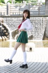 aka_futomomo_plus_ao_futomomo cosplay higurashi_kagome inuyasha kneesocks pleated_skirt sailor_uniform school_uniform skirt usa_hinako rating:Safe score:0 user:nil!