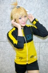 blonde_hair blue_eyes cosplay crossplay earphones hair_clips kagamine_len shorts track_jacket vocaloid yuto rating:Safe score:0 user:pixymisa