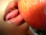 apple close-up tachibana_riko rating:Safe score:1 user:nil!
