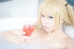 bathroom bathtub blonde_hair boku_wa_otona_ga_sukunai boku_wa_tomodachi_ga_sukunai cosplay hasegawa_kobato heterochromia rat_sakura soap_suds twintails wet rating:Safe score:1 user:nil!