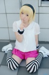 aka blonde_hair blouse cosplay hairband higurashi_no_naku_koro_ni houjou_satoko miniskirt skirt striped thighhighs zettai_ryouiki rating:Safe score:0 user:nil!
