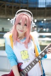 cosplay guitar headphones nitro_super_sonic pink_hair super_soniko track_jacket yukimi_ume rating:Safe score:0 user:pixymisa
