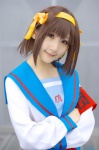 armband cosplay hairband hair_ribbons onagi_mayu pleated_skirt sailor_uniform school_uniform skirt suzumiya_haruhi suzumiya_haruhi_no_yuuutsu rating:Safe score:0 user:nil!