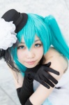 aqua_eyes aqua_hair cosplay dress elbow_gloves flower gloves hatsune_miku necklace top_hat twintails vocaloid yuni_(ii) rating:Safe score:2 user:pixymisa
