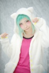 aqua_hair cat_food_(vocaloid) cosplay hatsune_miku hoodie mineo_kana tank_top vocaloid rating:Safe score:0 user:nil!