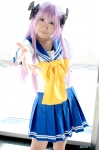 cosplay hair_ribbons hiiragi_kagami hitachi_fuyuki lucky_star purple_hair sailor_uniform school_uniform twintails rating:Safe score:0 user:darkgray